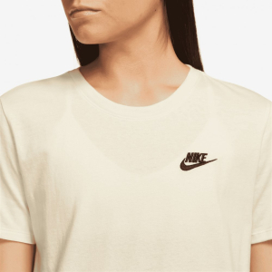 Nike Sportswear Club Essentials T-Shirt Baumwolle Damen - DX7902-113